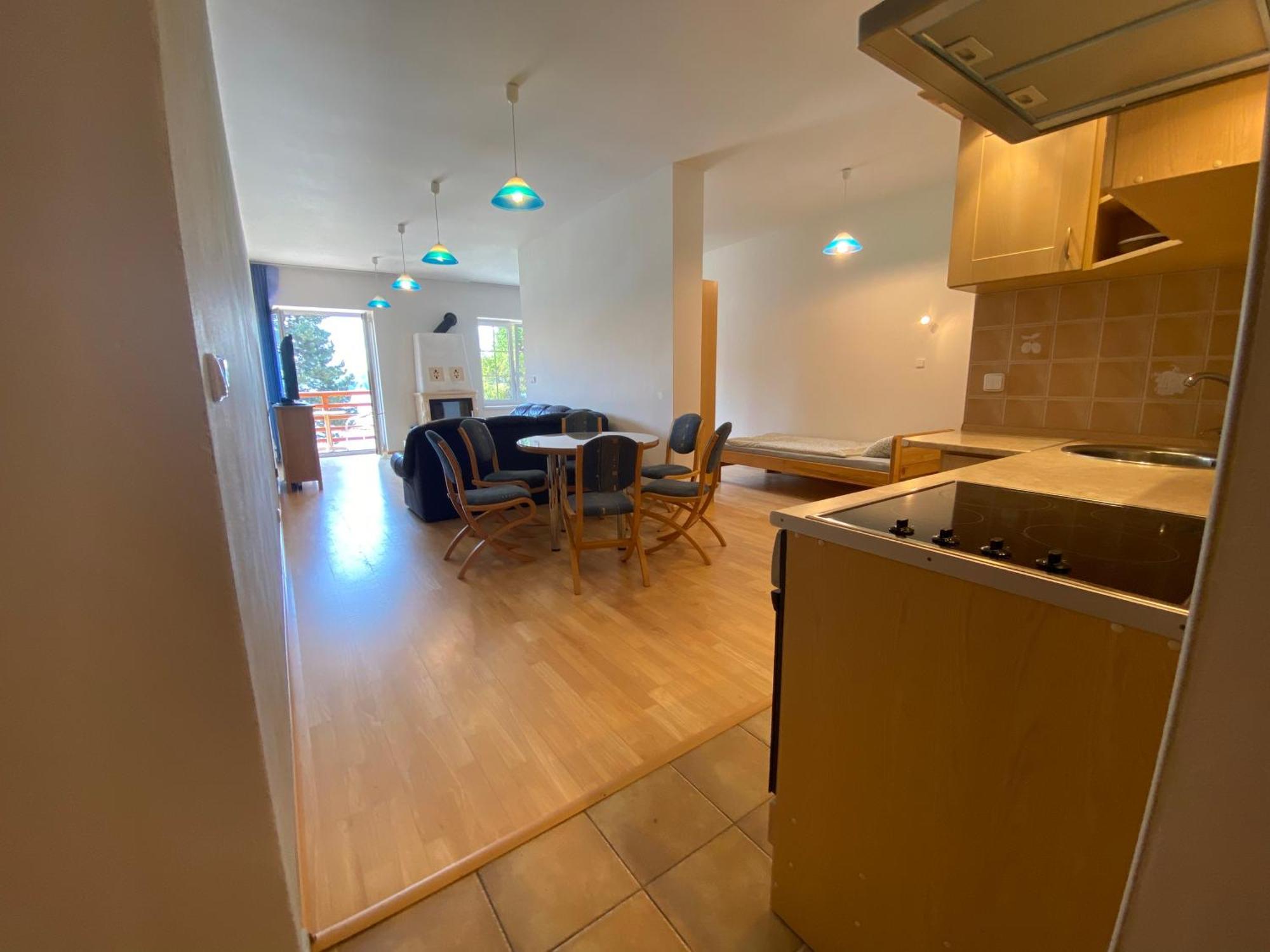 Apartman Majak U Zermanicke Prehrady Pitrov Exteriér fotografie